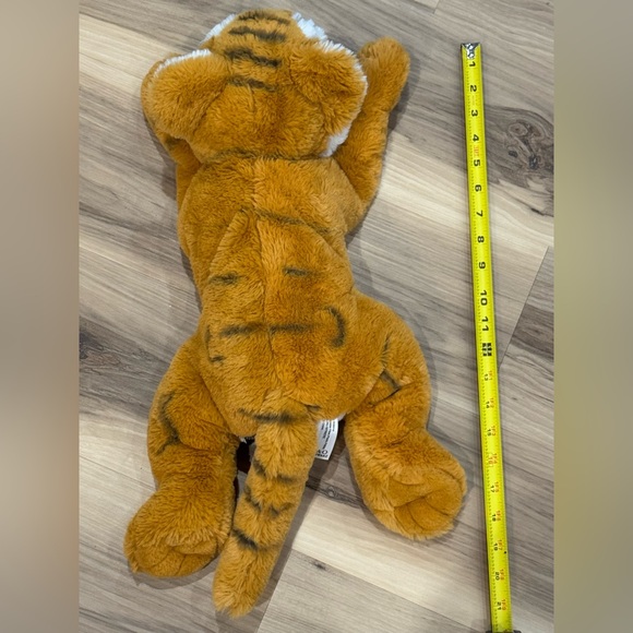 FAO Schwarz 21” Bengal Tiger Cub Plush Stuffed Animal - Picture 14 of 14